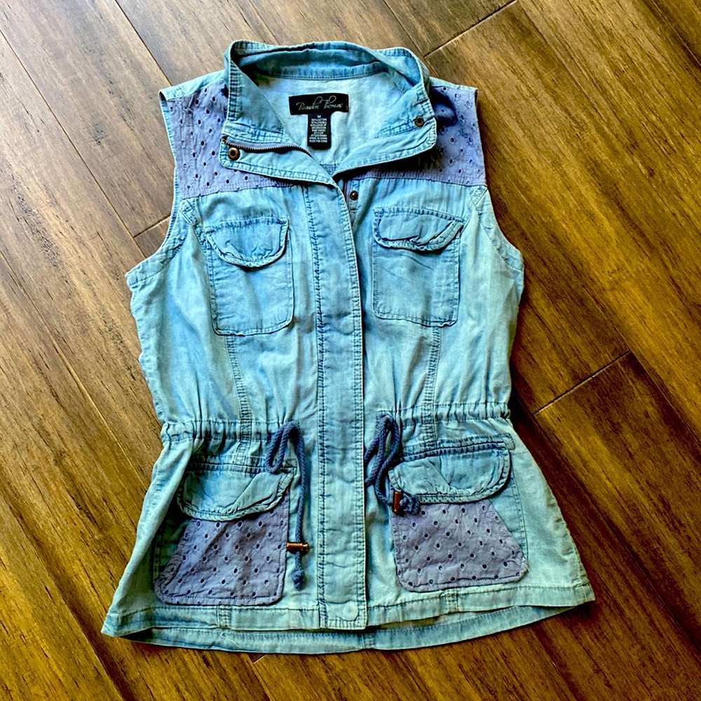 Brandon Thomas Vest